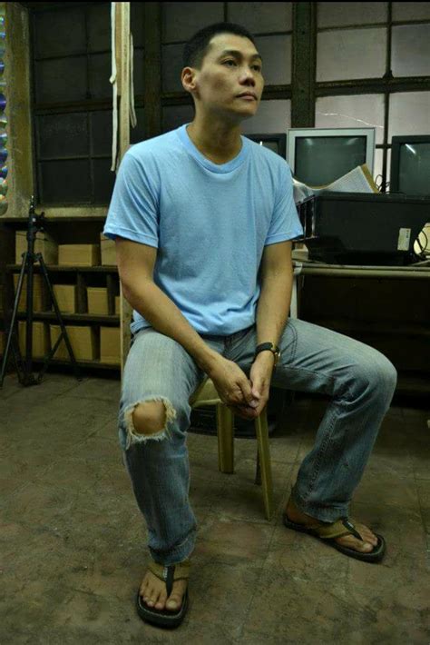 Mon Confiado inviting us to watch PALITAN (Cinema One 2012 .